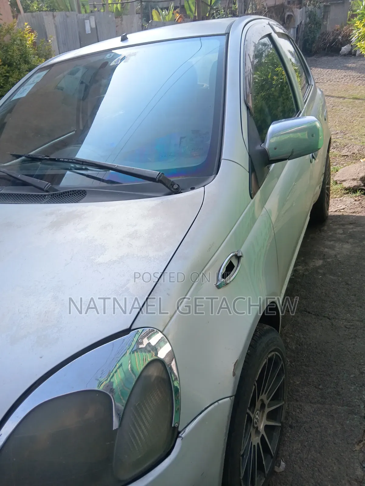 Toyota Vitz 2001 Silver
