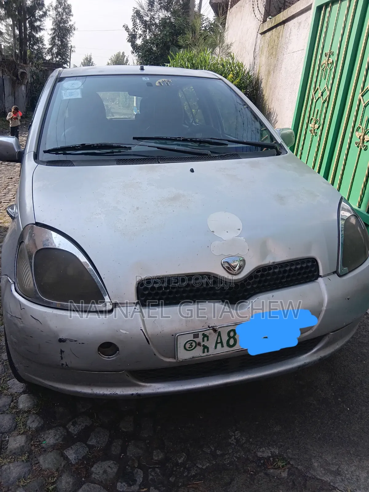 Toyota Vitz 2001 Silver