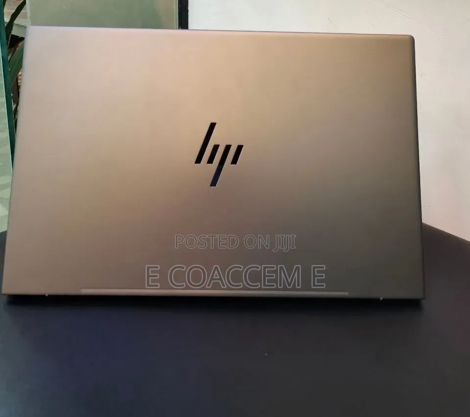 New Laptop HP 16GB Intel Core Ultra 7 SSD 1T