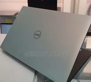 New Laptop Dell XPS 15 16GB Intel Core i9 SSD 512GB