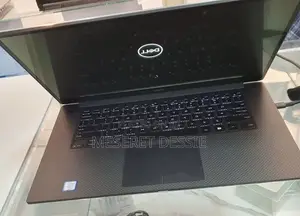 New Laptop Dell XPS 15 16GB Intel Core i9 SSD 512GB