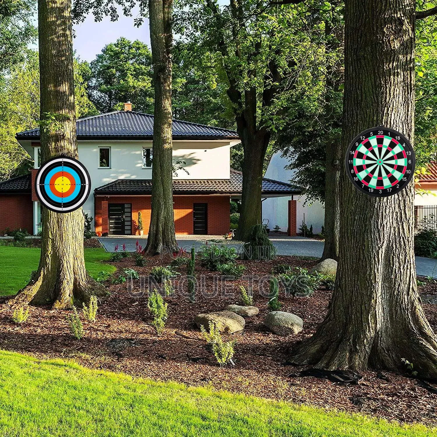 Double-Sided Magnetic Dart Board – 17”