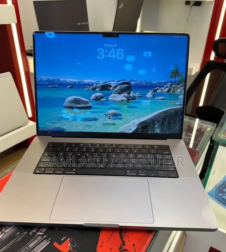 New Laptop Apple MacBook Pro 2021 M1 Max 64GB Apple M1 Max SSD 4T