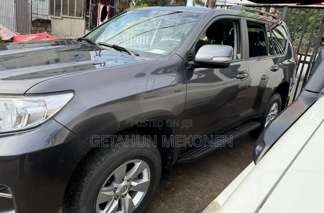 Toyota Land Cruiser 2020 Gray