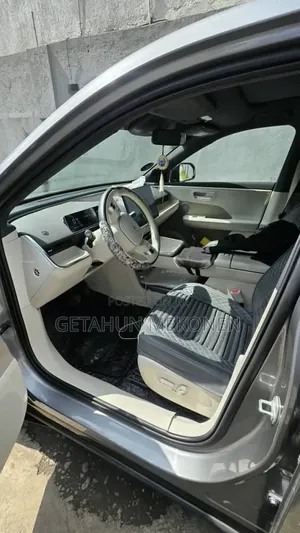 Toyota bZ3 2025 Gray