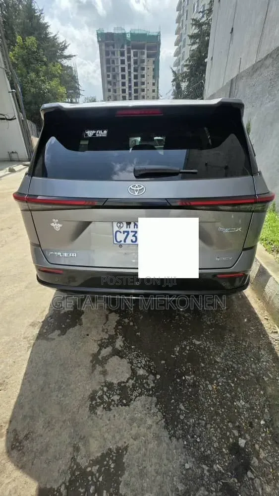 Toyota bZ3 2025 Gray