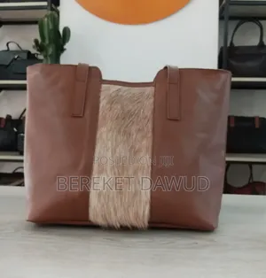 አዲስ የገቡ 100% ሌዘር ቦርሳዎች