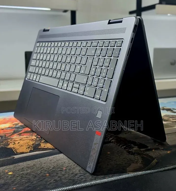 New Laptop Lenovo Yoga 700 16GB Intel Core Ultra 5 SSD 512GB