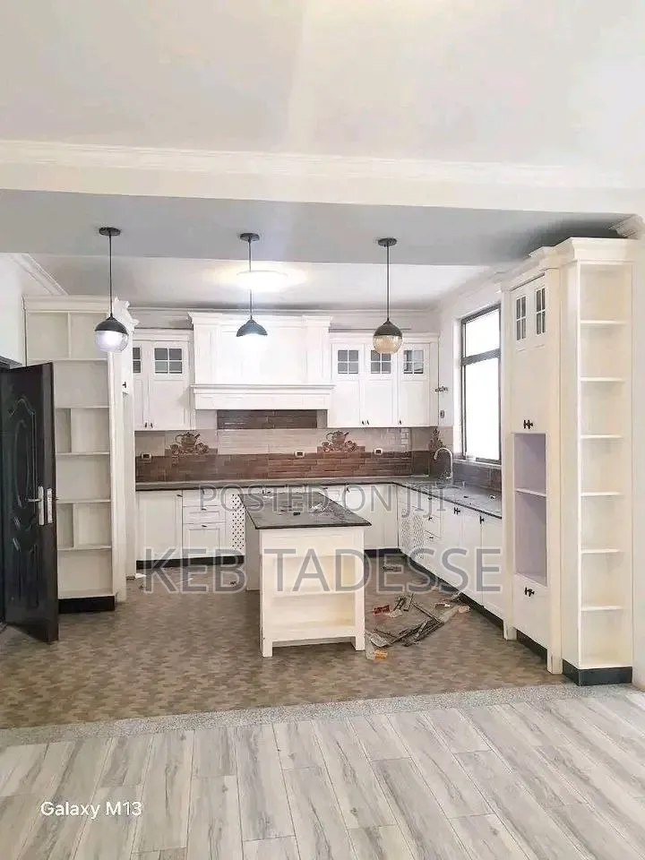Furnished 6bdrm House in Ayat, Bole for sale