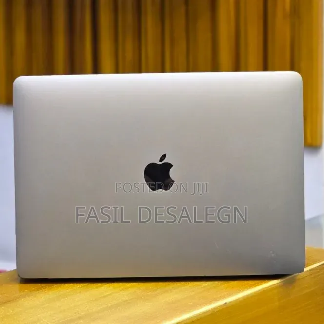 New Laptop Apple MacBook Air 2020 M1 16GB Apple M1 SSD 256GB