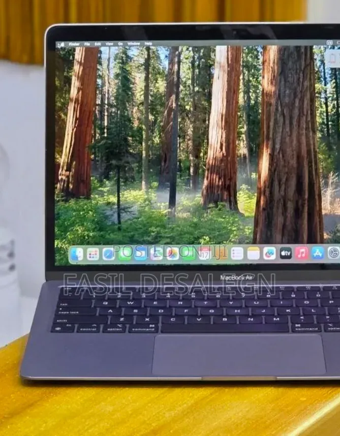 New Laptop Apple MacBook Air 2020 M1 16GB Apple M1 SSD 256GB