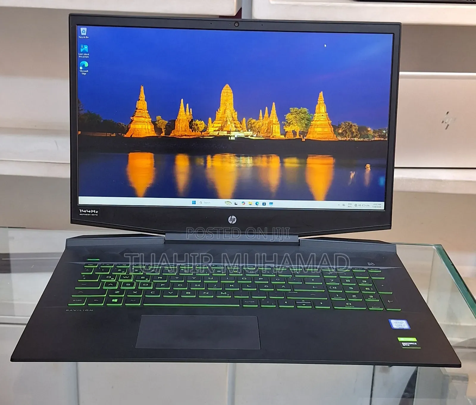 New Laptop HP Pavilion 17 16GB Intel Core i7 SSD 512GB