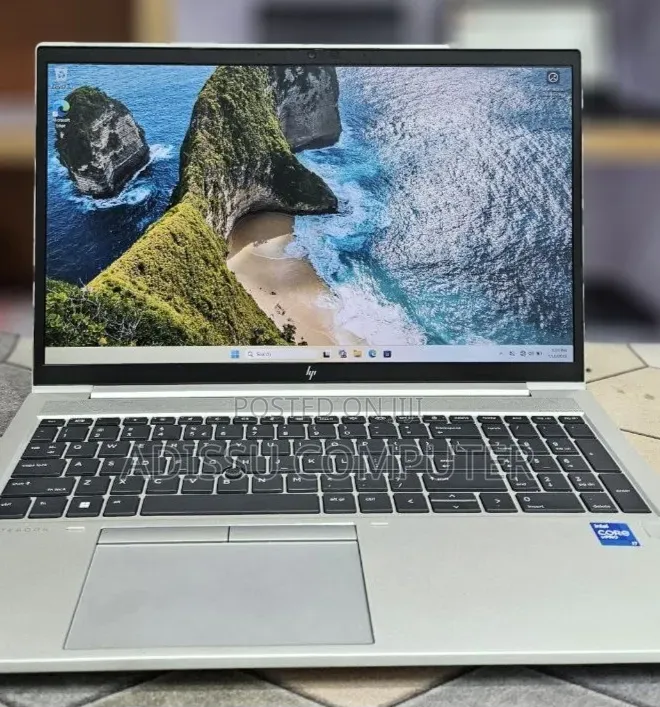 New Laptop 16GB Intel Core i7 SSD 512GB