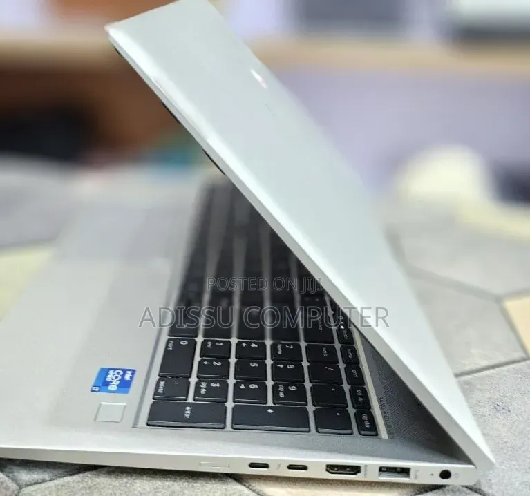 New Laptop 16GB Intel Core i7 SSD 512GB