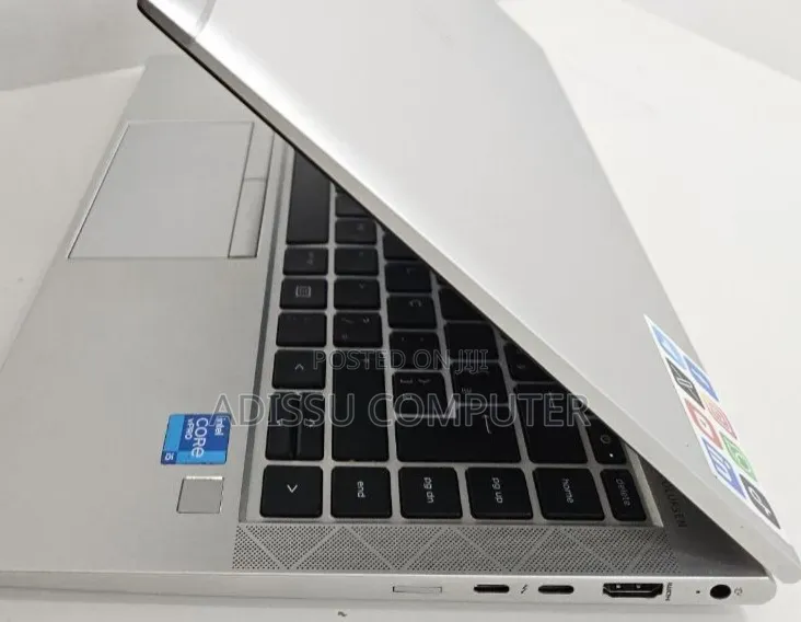New Laptop HP EliteBook 840 G8 16GB Intel Core i5 SSD 512GB