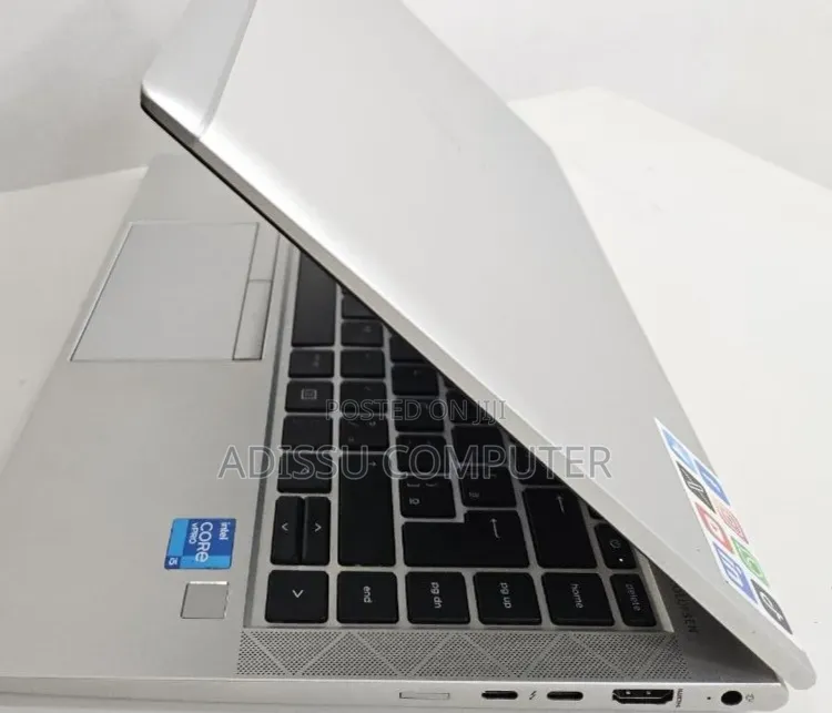 New Laptop HP EliteBook 840 G8 16GB Intel Core i5 SSD 512GB