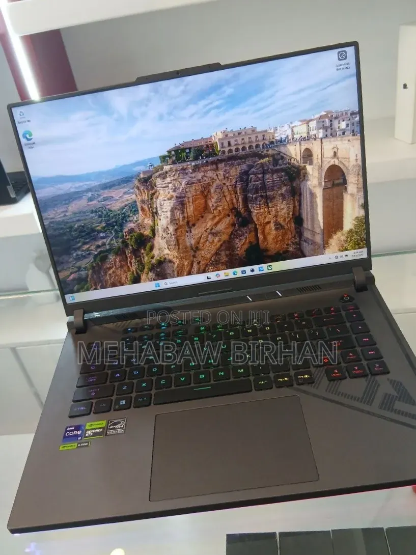 New Laptop Asus ROG Strix G16 G614 16GB Intel Core i9 SSD 1T
