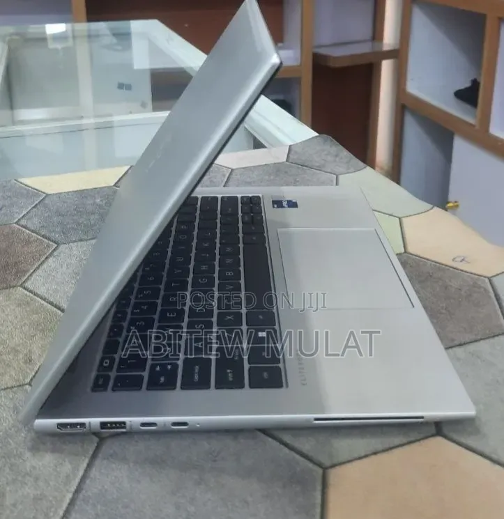 New Laptop HP EliteBook 840 G10 16GB Intel Core i5 SSD 512GB
