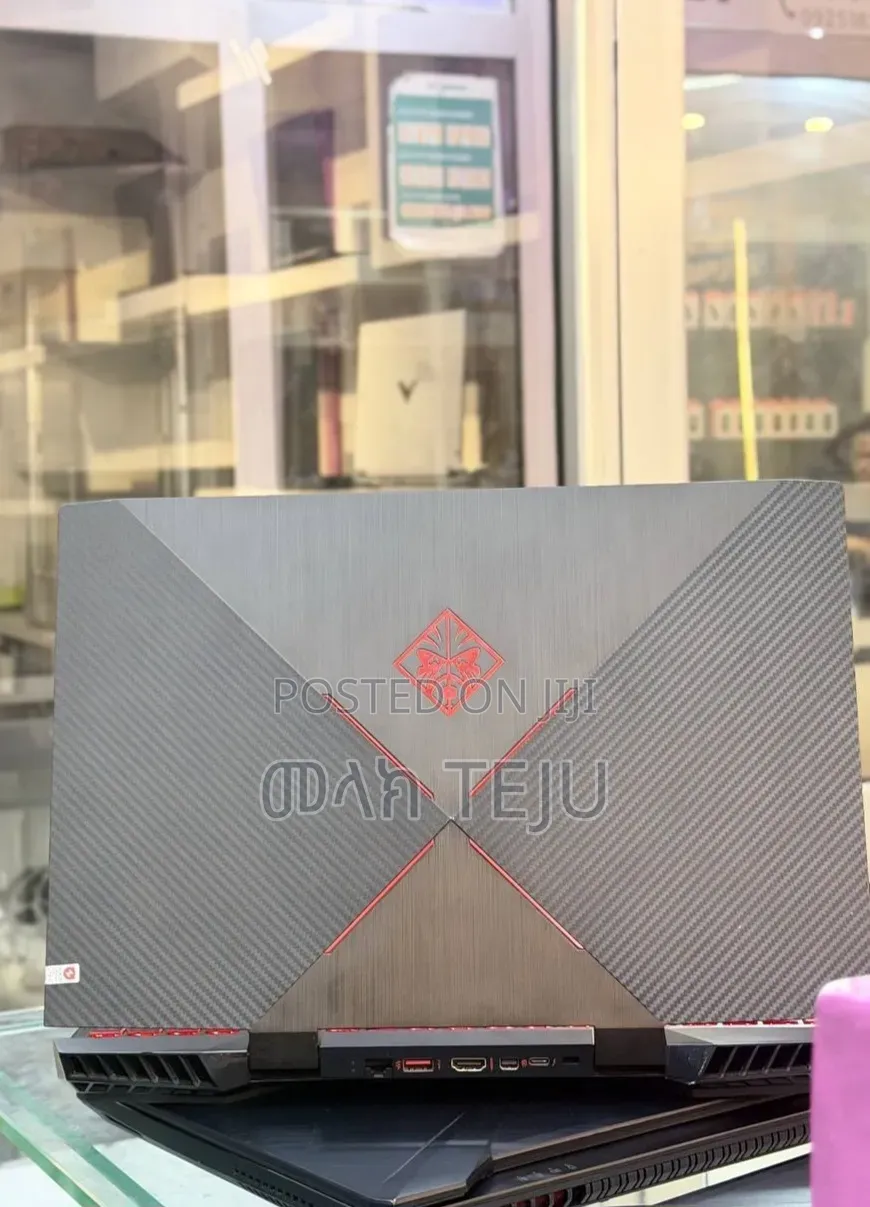 New Laptop HP Omen Max 16 16GB Intel Core i7 SSD 512GB