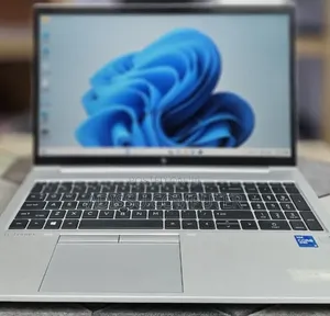 New Laptop HP EliteBook 840 G8 16GB Intel Core i5 SSD 512GB