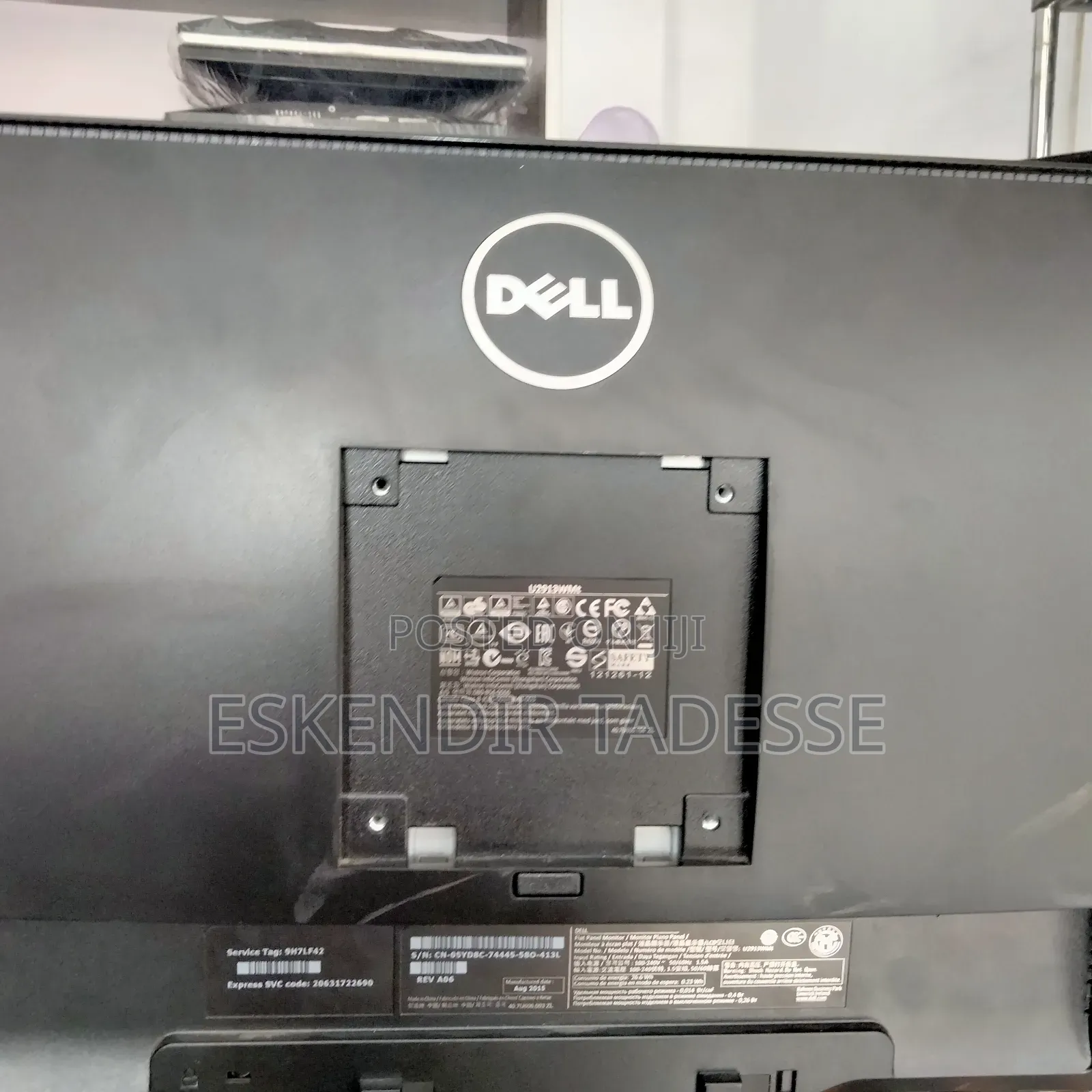 Monitor 29 Inche 