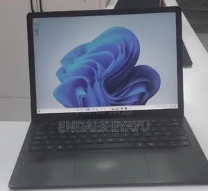 New Laptop Microsoft Surface Laptop 4 16GB Intel Core i7 SSD 512GB
