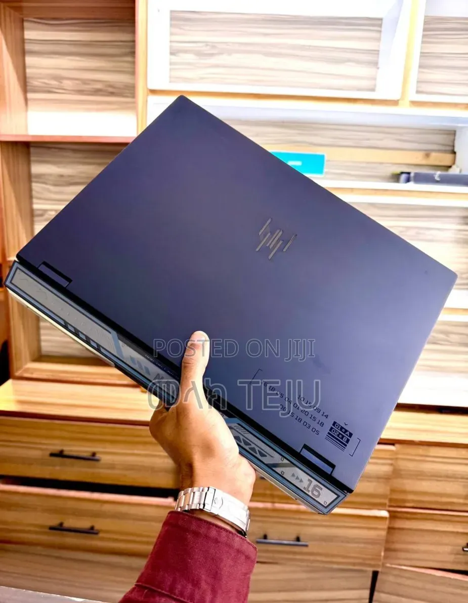 New Laptop Acer Predator Helios Neo 16 16GB Intel Core i7 SSD 1T