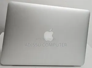 New Laptop Apple MacBook Pro 2015 8GB Intel Core i5 SSD 128GB