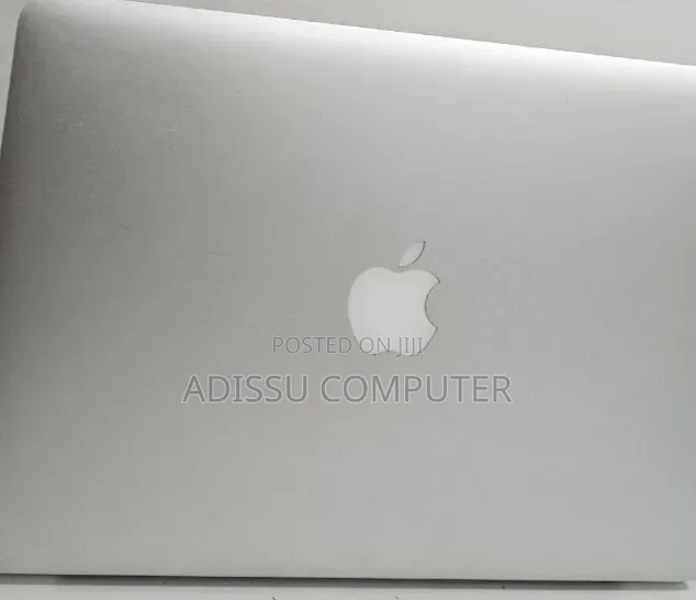 New Laptop Apple MacBook Pro 2015 8GB Intel Core i5 SSD 128GB