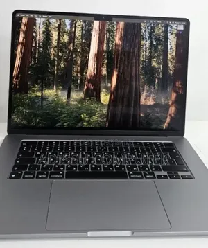 New Laptop Apple MacBook Air 2024 M3 16GB Intel Core M3 SSD 512GB