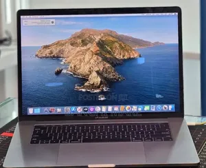 New Laptop Apple MacBook Pro 2018 32GB Intel Core i7 SSD 1T