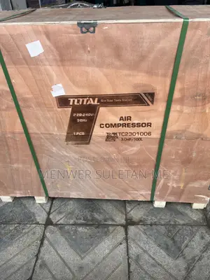 TOTAL 100 Liter Air Compressor