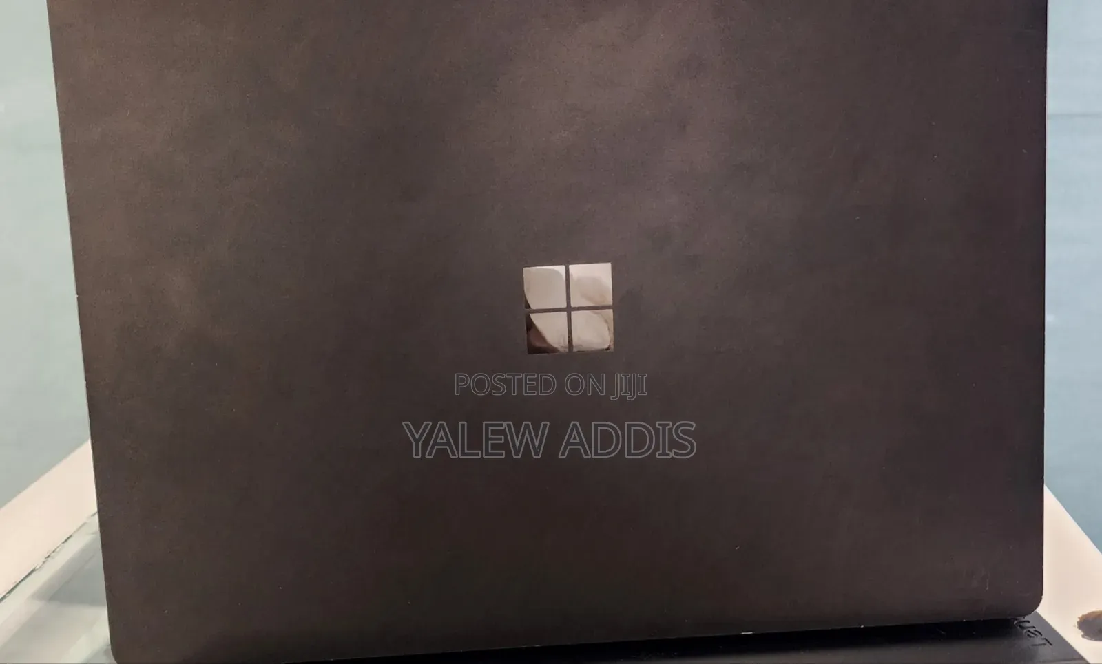 New Laptop Microsoft Surface Book 3 8GB Intel Core i5 SSD 256GB