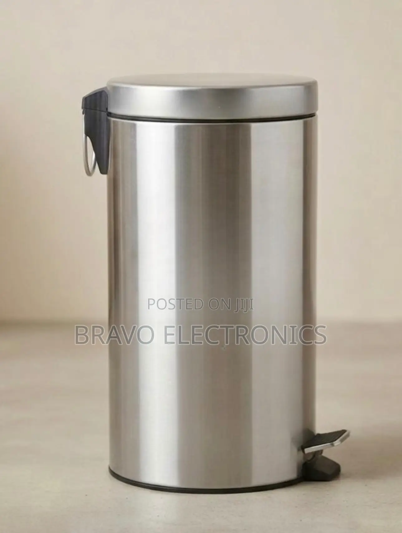  30L Premium Stainless Steel Step Bin – Foot Pedal Dust Bin 