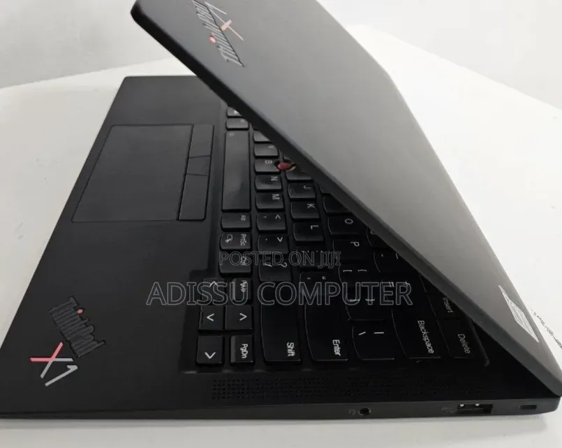 New Laptop Lenovo ThinkPad T14s G4 16GB Intel Core i7 SSD 512GB