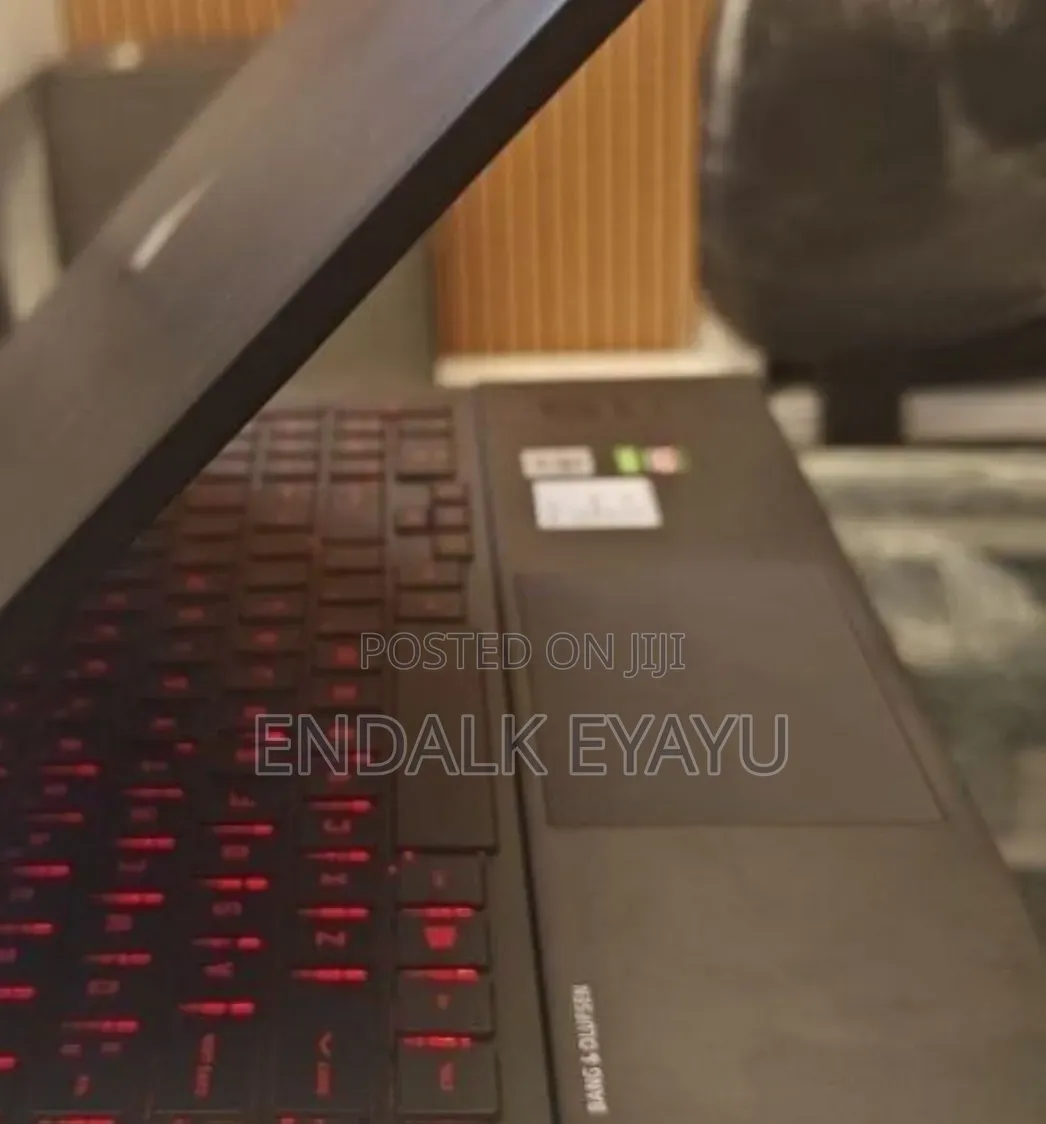 New Laptop HP Omen 15 16GB Intel Core i7 SSD 1T