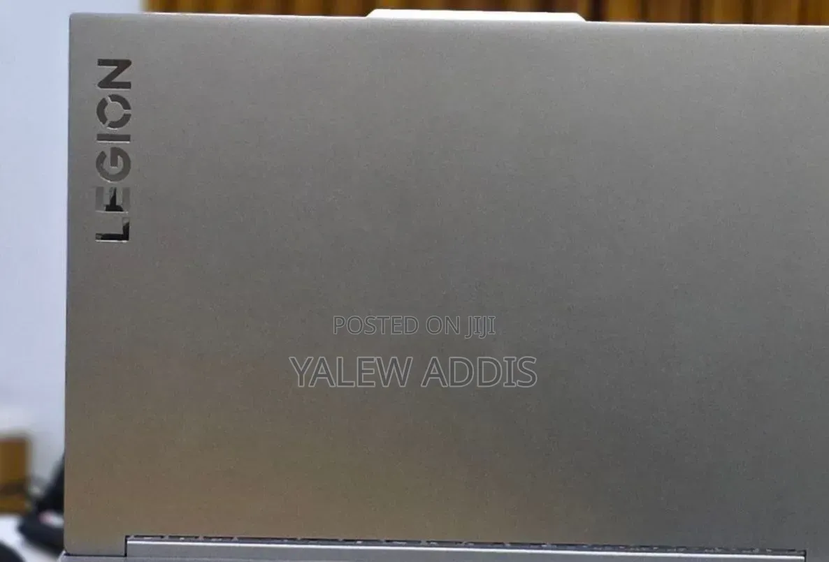 New Laptop Lenovo Legion 5 16GB AMD Ryzen 7 SSD 1T
