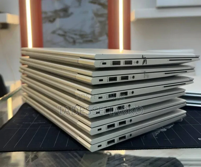 New Laptop HP EliteBook 830 G8 16GB Intel Core i7 SSD 512GB
