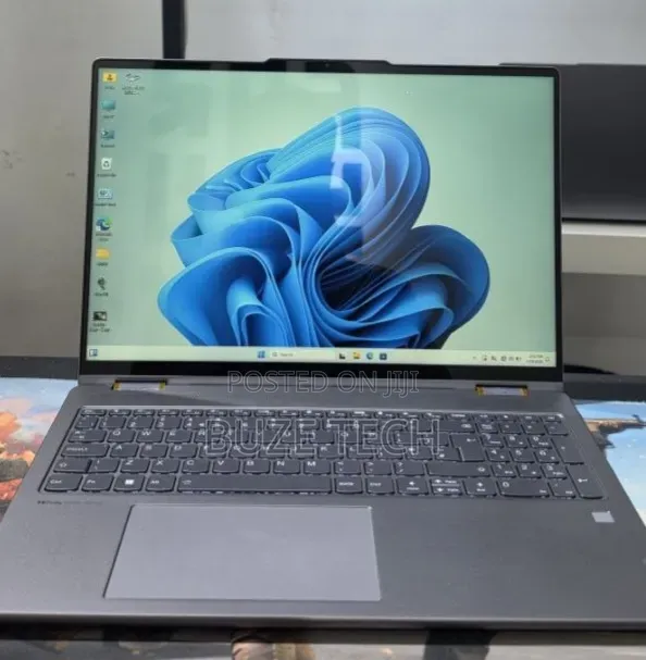 New Laptop Lenovo 16GB AMD Ryzen 7 SSD 512GB