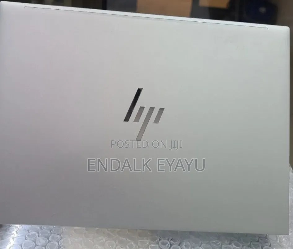 New Laptop HP EliteBook 830 G9 16GB Intel Core i5 SSD 512GB