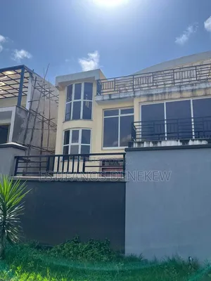 Furnished 4bdrm Villa in አያት, Bole for sale