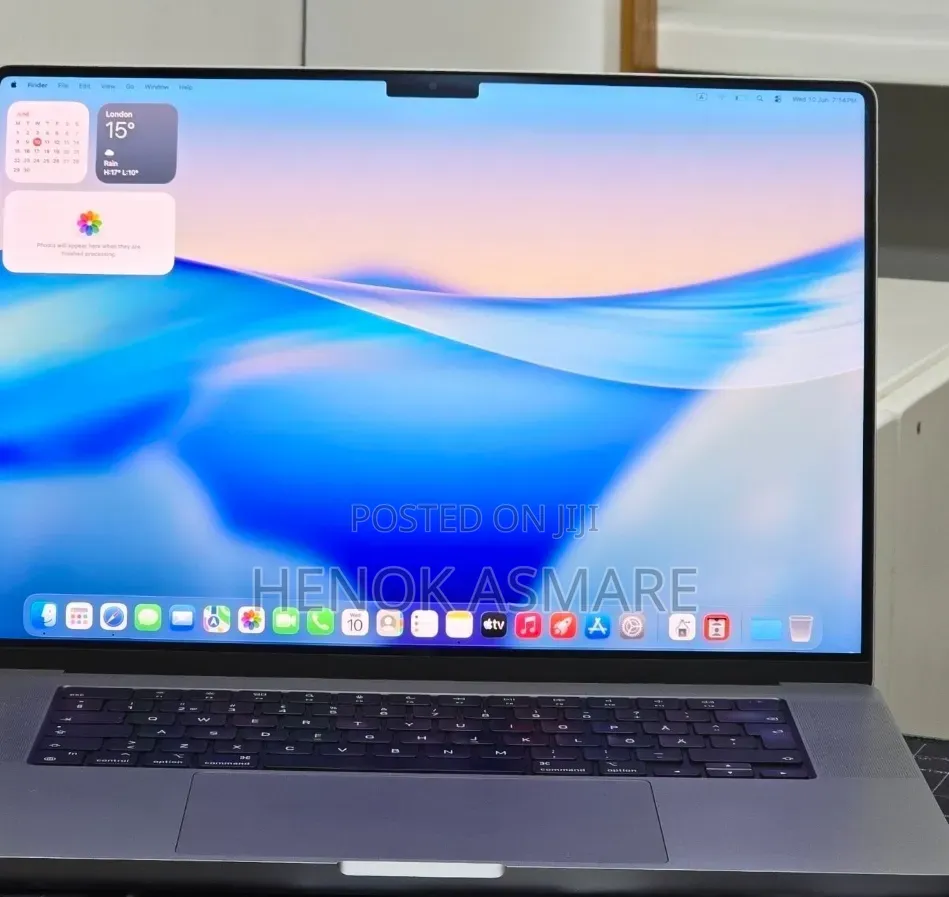 New Laptop Apple MacBook Pro 2021 M1 Max 32GB Apple M1 Max SSD 1T