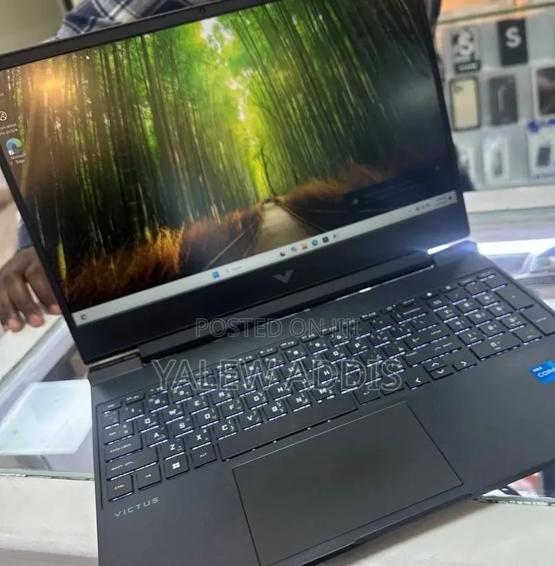 New Laptop HP Victus 15 16GB Intel Core i5 SSD 512GB
