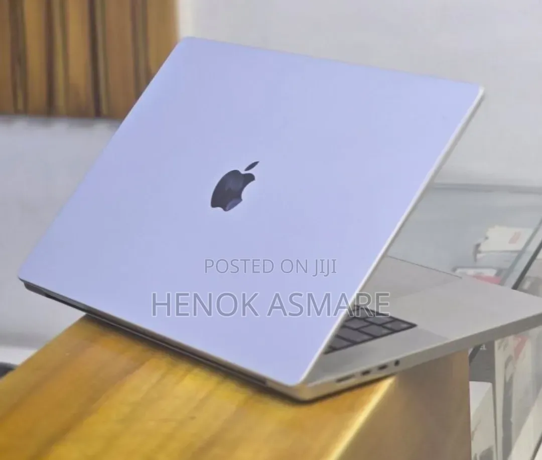 New Laptop Apple MacBook Pro 2021 M1 32GB Apple M1 SSD 512GB