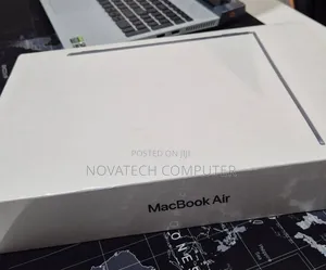 Laptop Apple MacBook Air 2022 M2 8GB Intel Core M2 SSD 256GB
