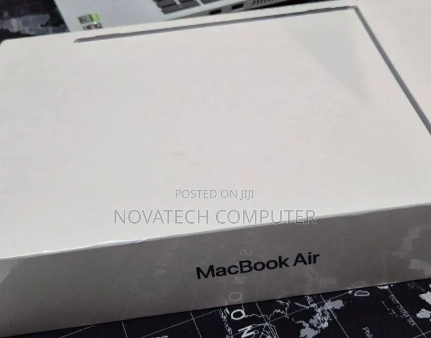 Laptop Apple MacBook Air 2022 M2 8GB Intel Core M2 SSD 256GB