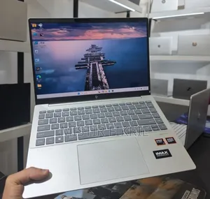 New Laptop HP Pavilion 10 32GB AMD Ryzen 7 SSD 1T