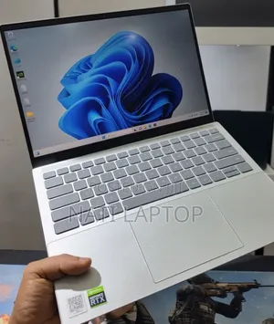 New Laptop Dell 16GB Intel Core i7 SSD 512GB