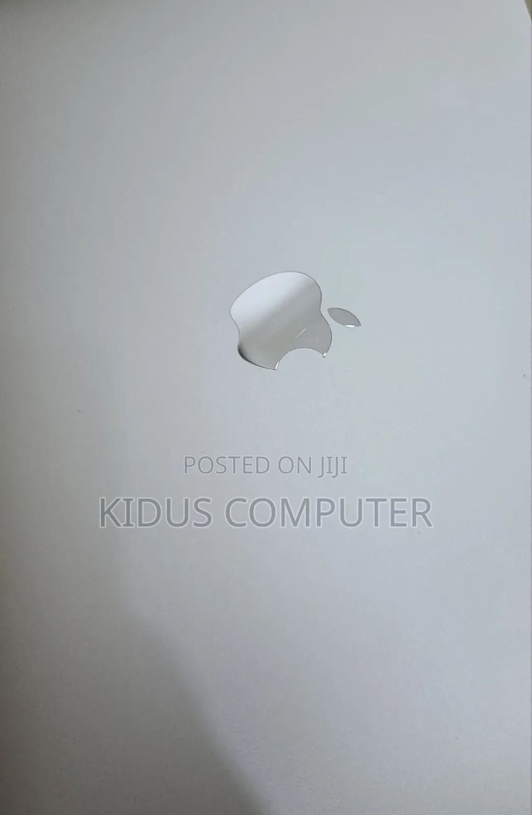 New Laptop Apple MacBook Pro 2020 M1 16GB Apple M1 SSD 256GB