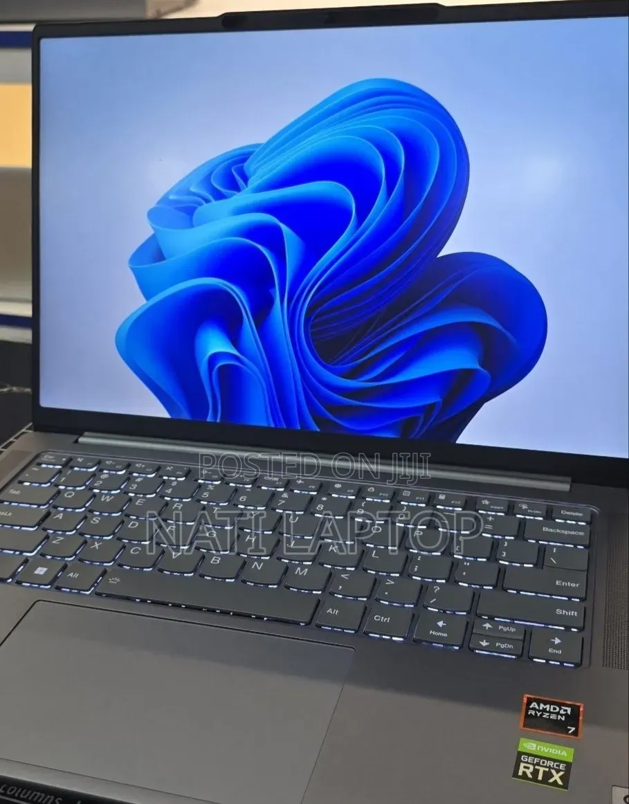 New Laptop Lenovo 16GB AMD Ryzen 7 SSD 512GB